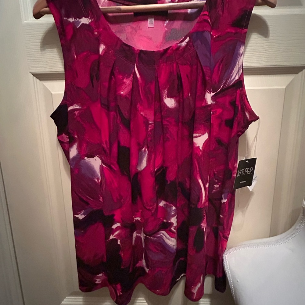 Kasper Pink Pleated Sleeveless Tank Top